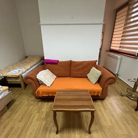 Zlatni Pir * سراييفو